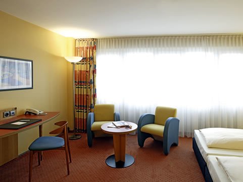 Nh Ost 4* Berlino